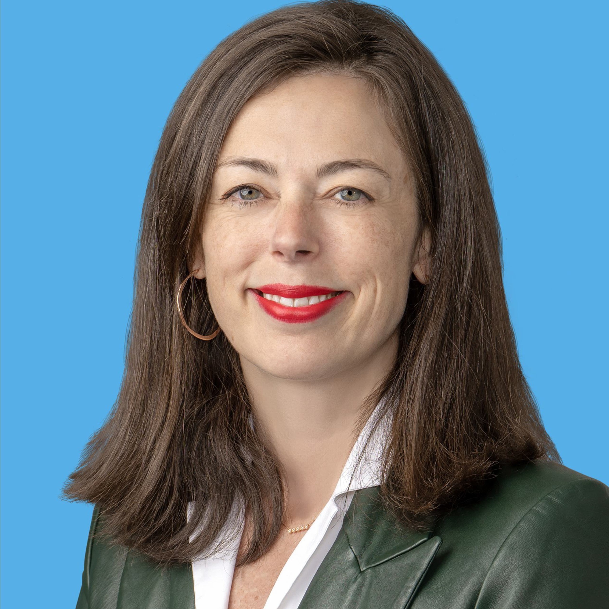 Elizabeth Warner Photo